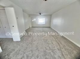 featured image of 807 E 5th St