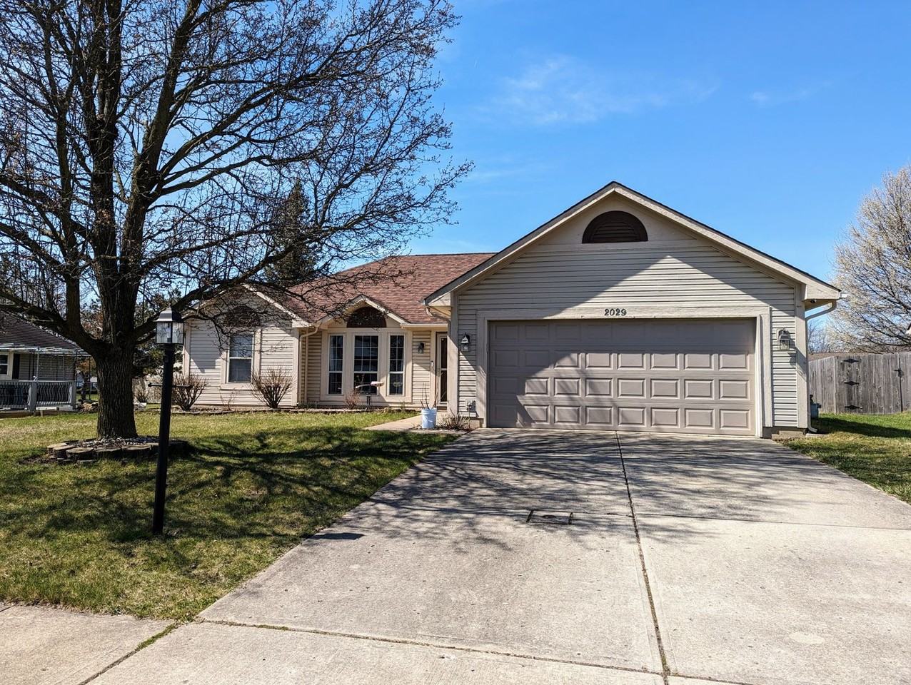 2029 Northcreek Dr - Photo 5 of 35