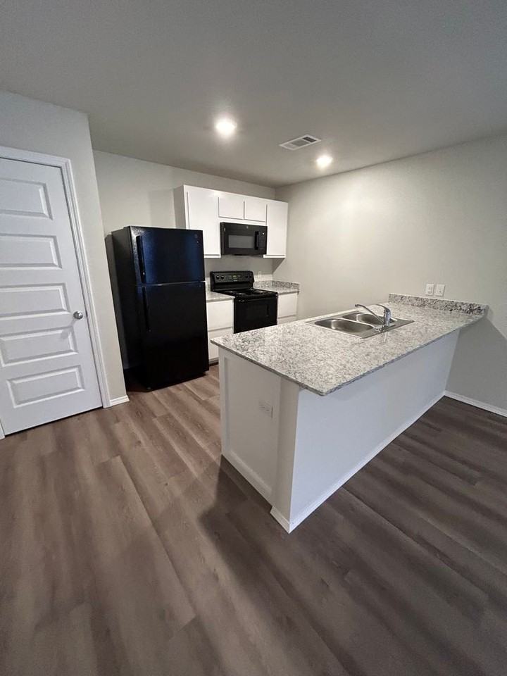 Kibler Place LLC - Photo 2 of 25