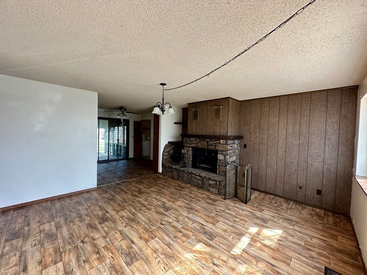 70 W Walker Dr - Photo 3 of 12