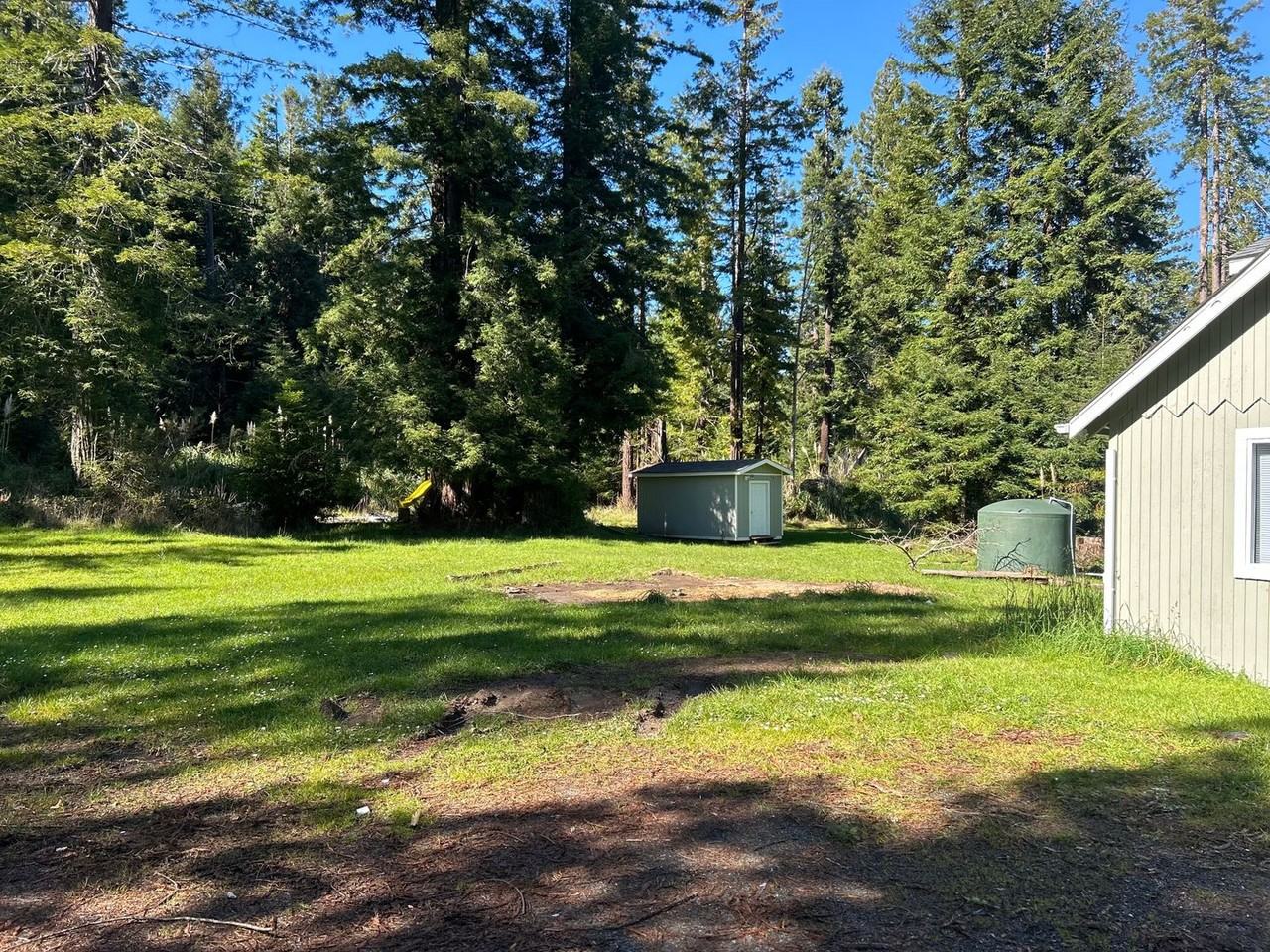 4128 Greenwood Heights Dr - Photo 2 of 17