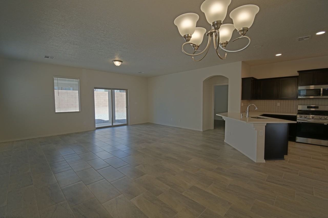 2590 Camino Plata Loop Ne - Photo 3 of 13