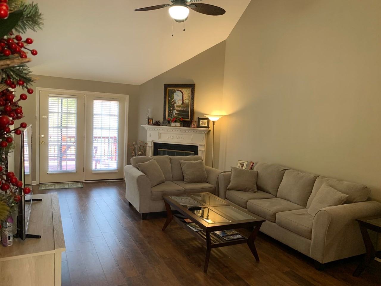 1032 Colo Trl - Photo 3 of 26