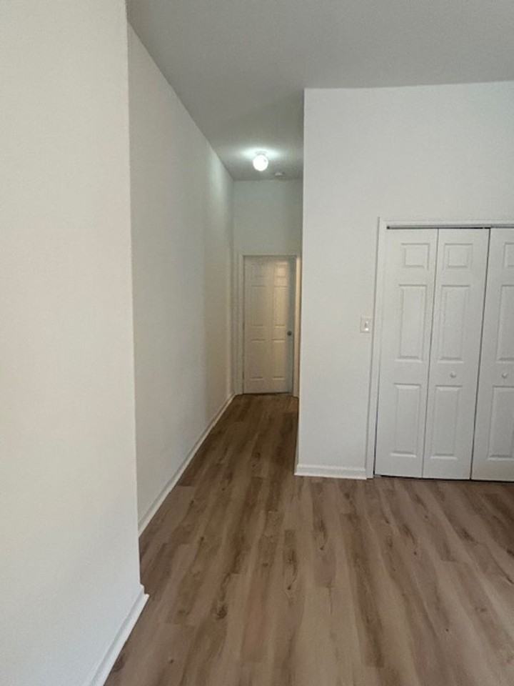 2522-24NPrie - Photo 3 of 10