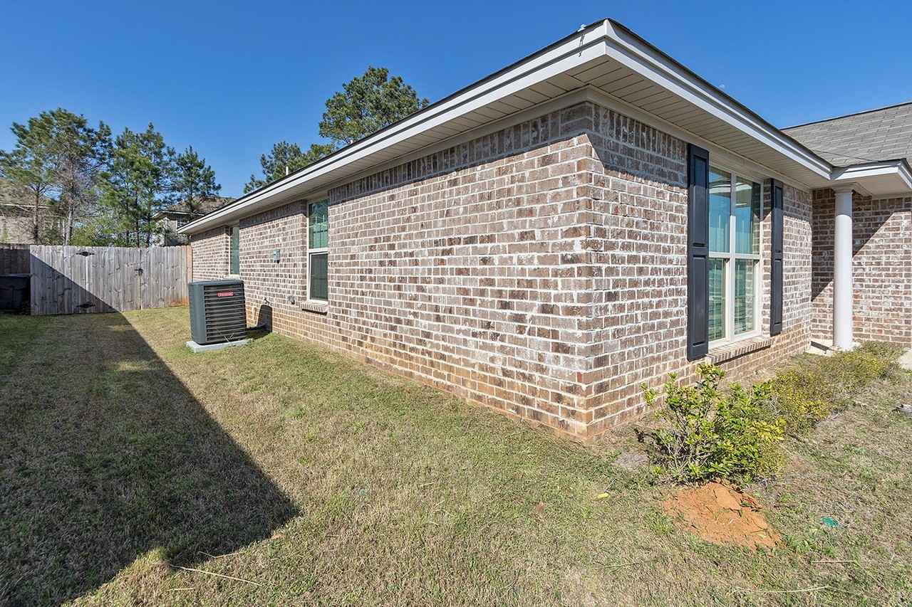 159 Nottingham Way - Photo 3 of 30