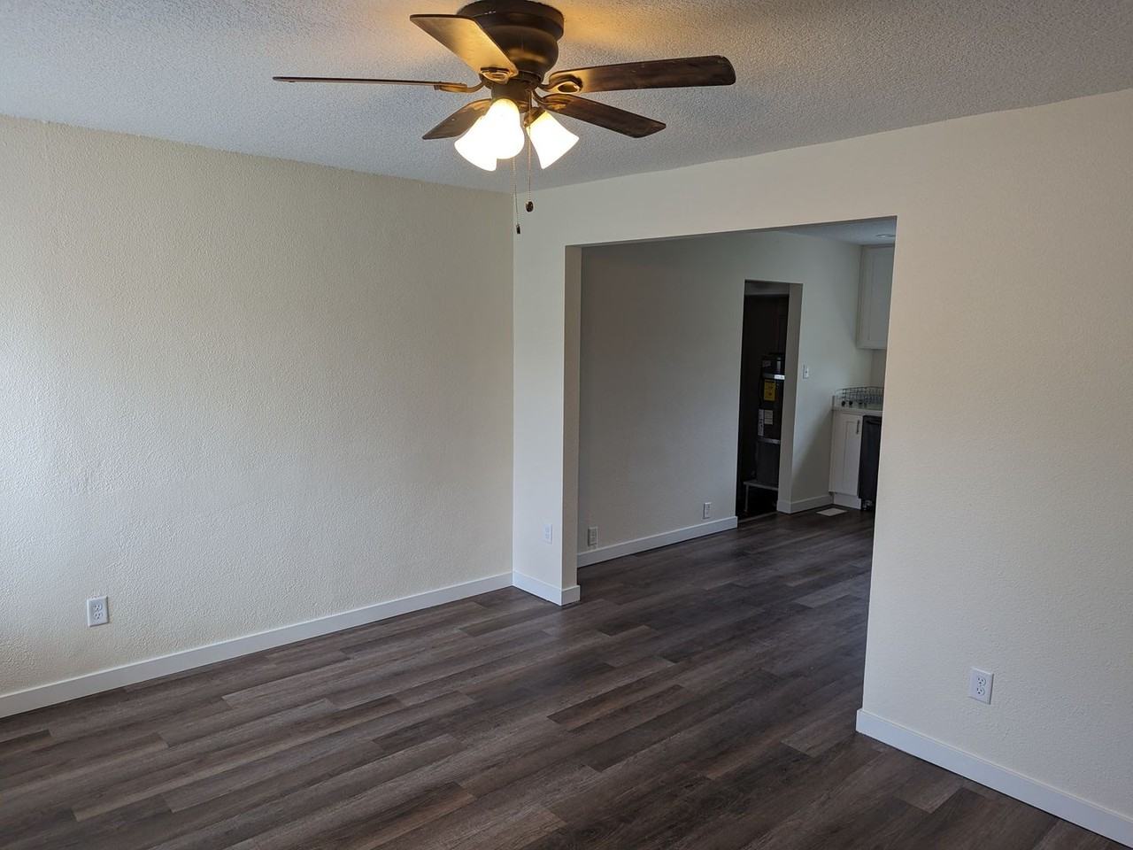 2233 Broadway St Ne - Photo 3 of 18