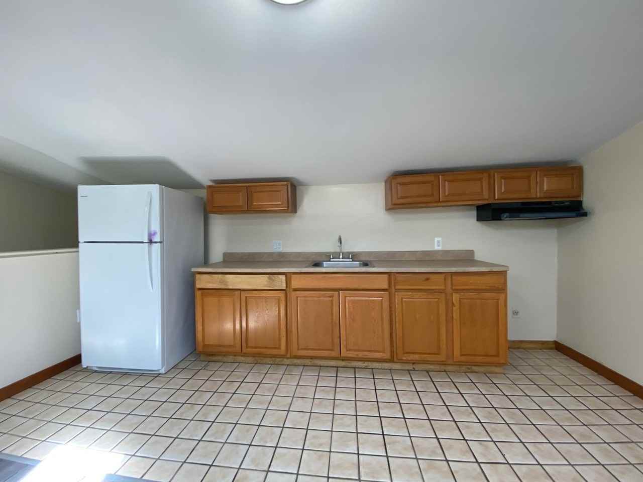 222 Division St #2 - Photo 7 of 32