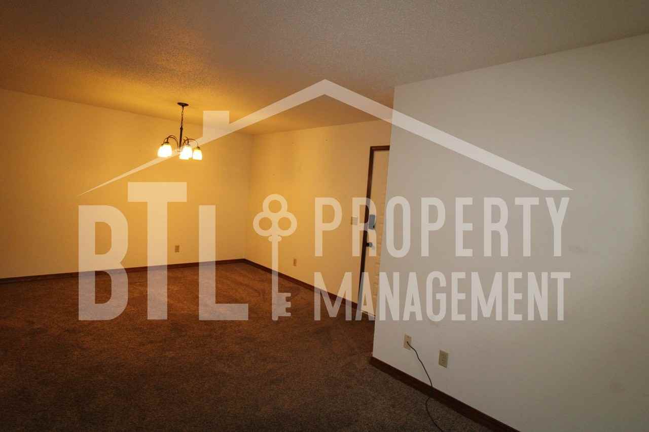 130 Wilshire Dr #28 - Photo 6 of 22