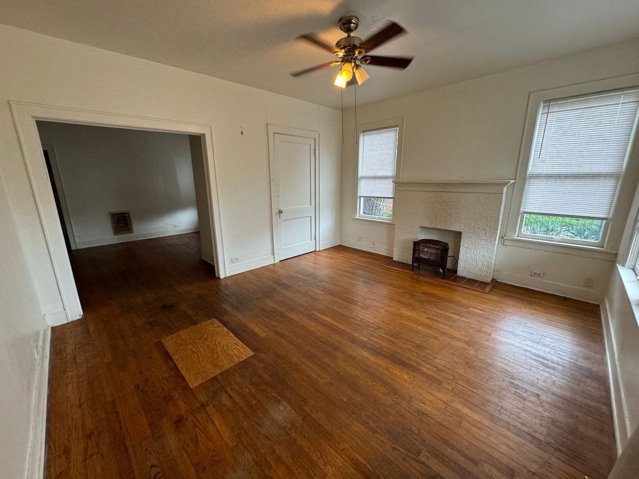 547 Wilkinson St - Photo 5 of 12