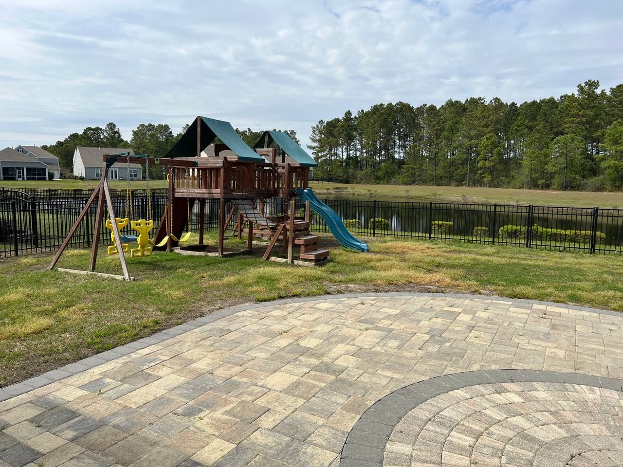 5629 Camilla Ct - Photo 6 of 30