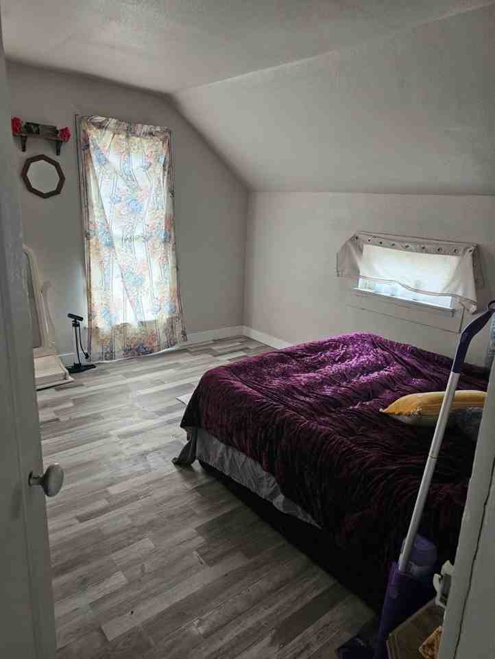 702 Hardin Street - Photo 2 of 7