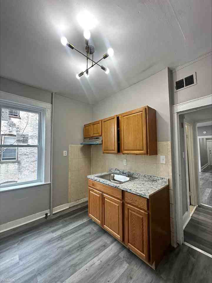 805 Broadway Apartments in North Broadway, Newark, NJ 07104 Zumper