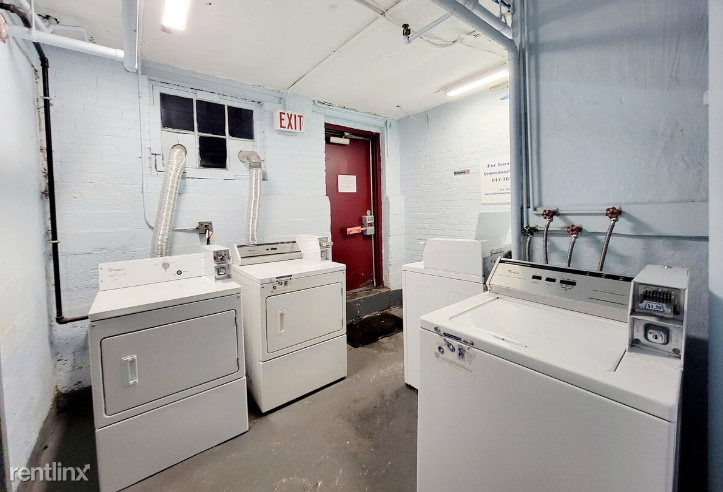 64 Brighton Ave - Photo 2 of 3