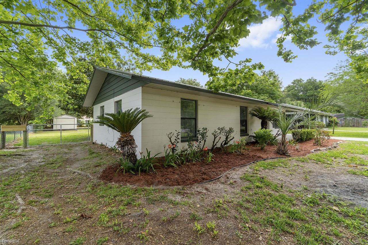 705 Nw 9th Ave - Photo 2 of 25