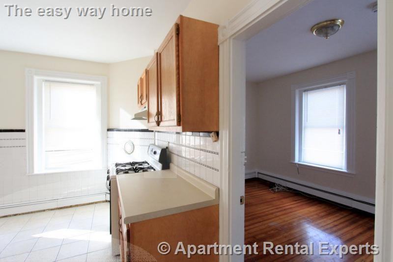 10 Winter St #2ndFL - Photo 2 of 17