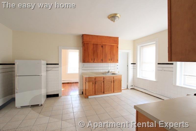 10 Winter St #2ndFL - Photo 3 of 17