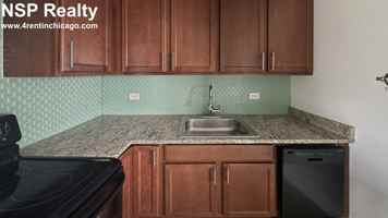 featured image of 7628 N Milwaukee Ave #2B