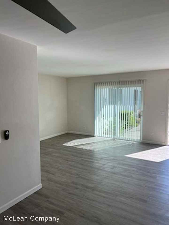 120 Saturmino Drive - 01 - Photo 2 of 19