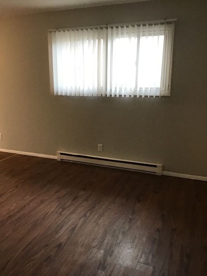 9632,38,42,48 Clark St - Photo 2 of 14