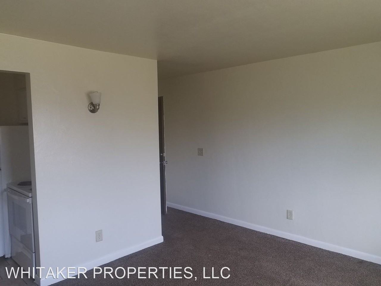 4399 RIVERSIDE - Photo 3 of 12