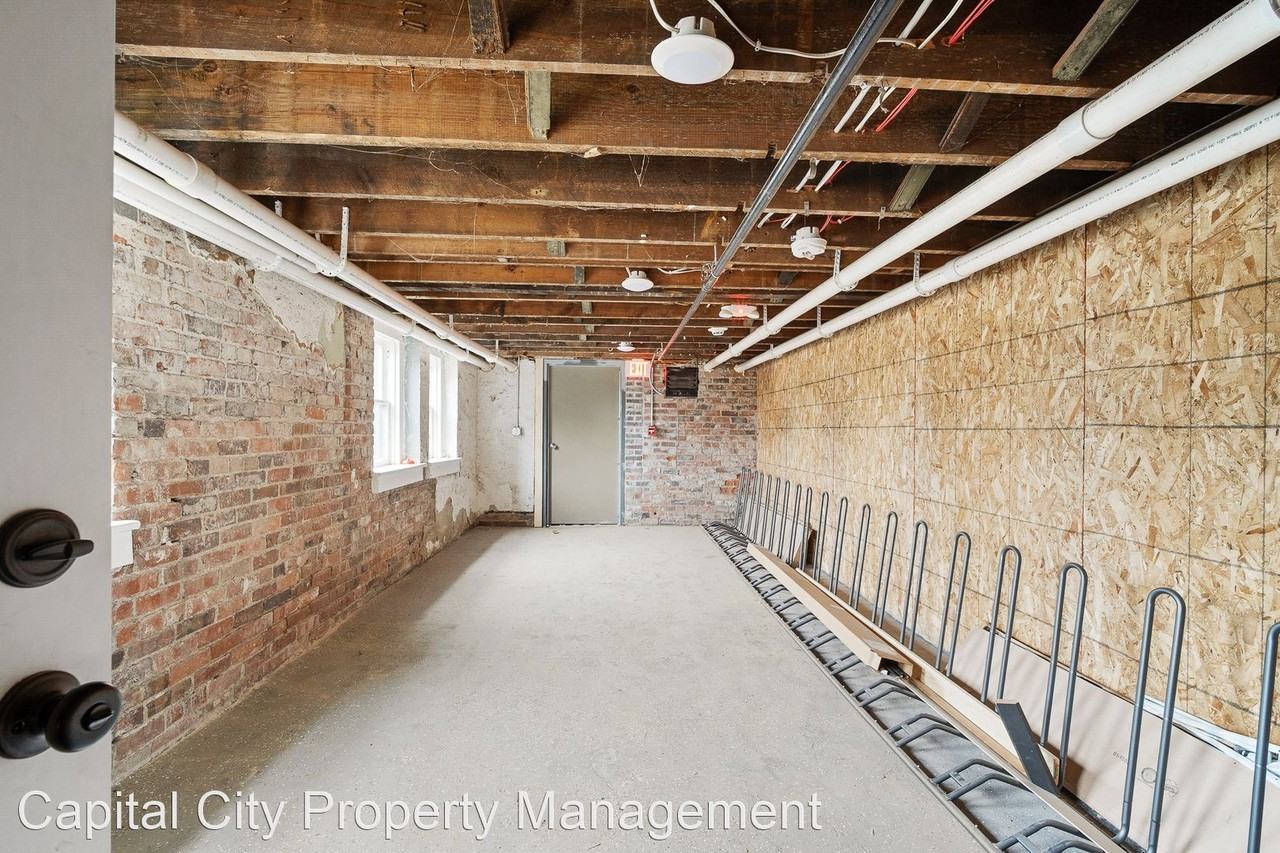 702 20th Street - Photo 3 of 16