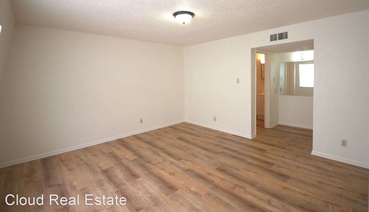 1303 Wales - Photo 3 of 15