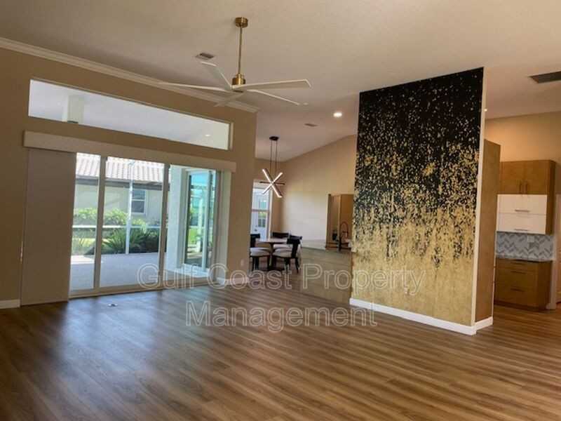 567 Lake Of The Woods Dr - Photo 3 of 29