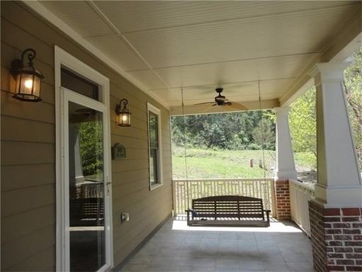 1372 Park Trace SE - Photo 2 of 6