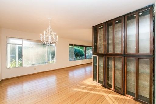 543 Vannier Dr - Photo 2 of 8