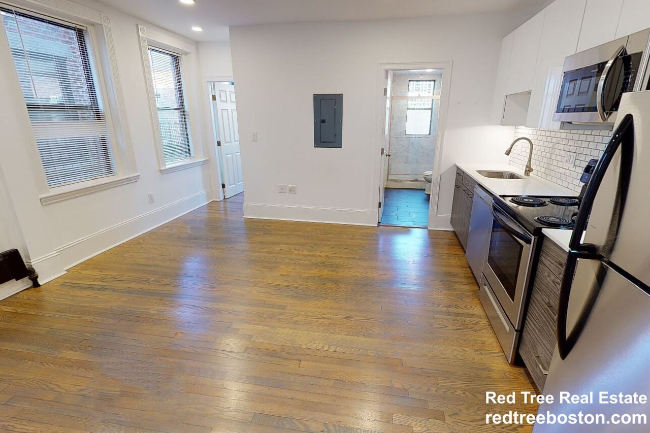 7 Myrtle St #8 - Photo 4 of 10