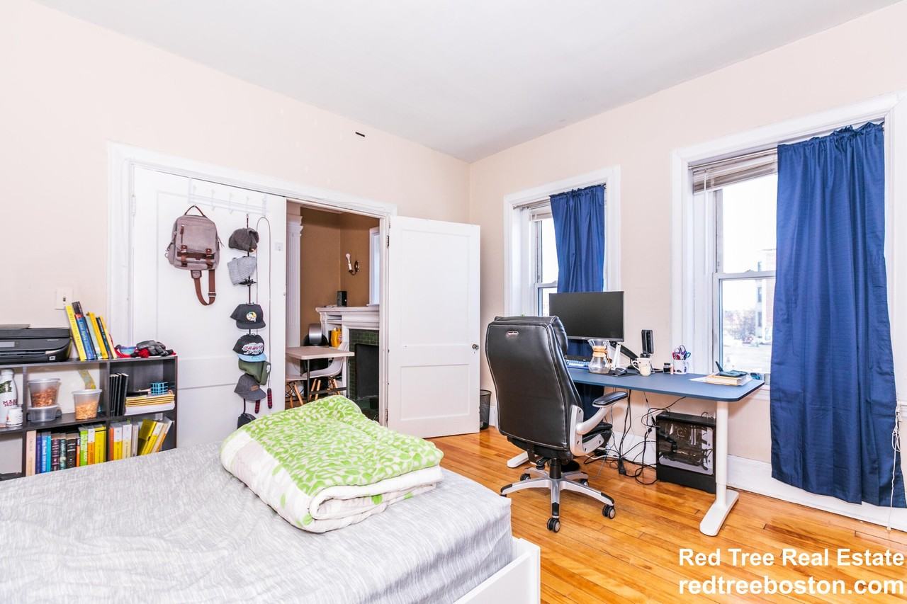 1284 Commonwealth Ave #7 - Photo 4 of 44