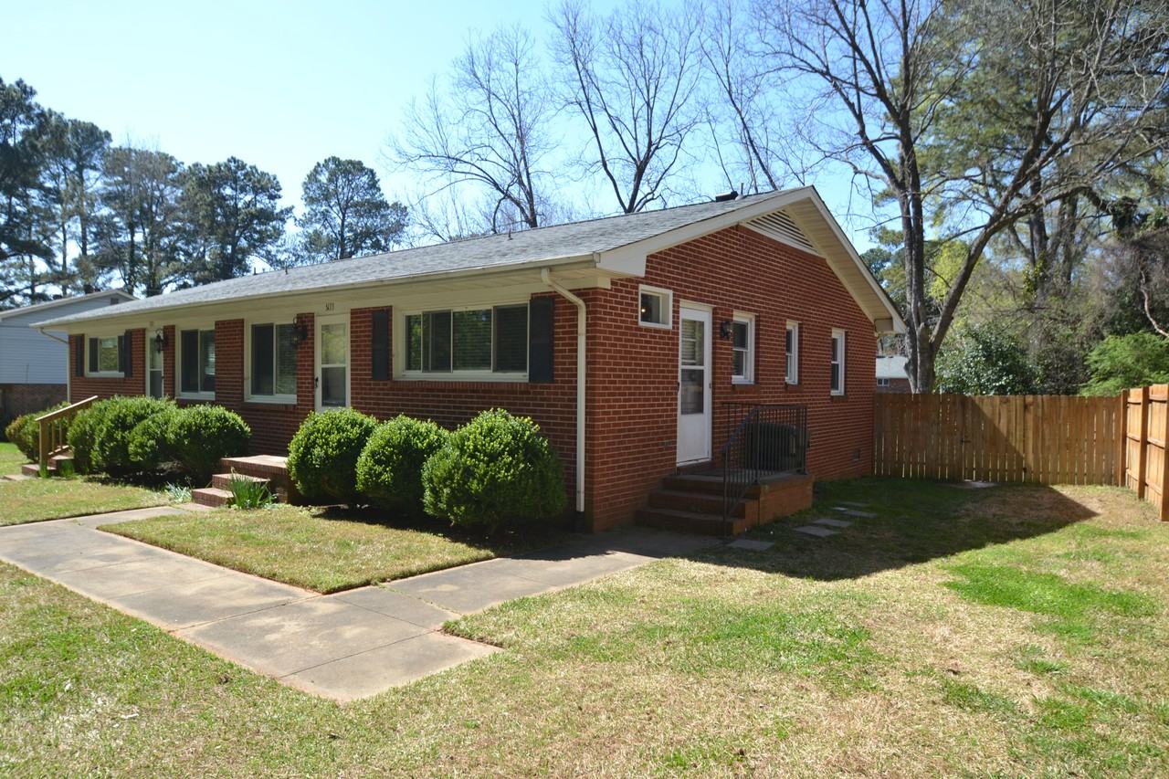 5133 Lundy Dr - Photo 3 of 31