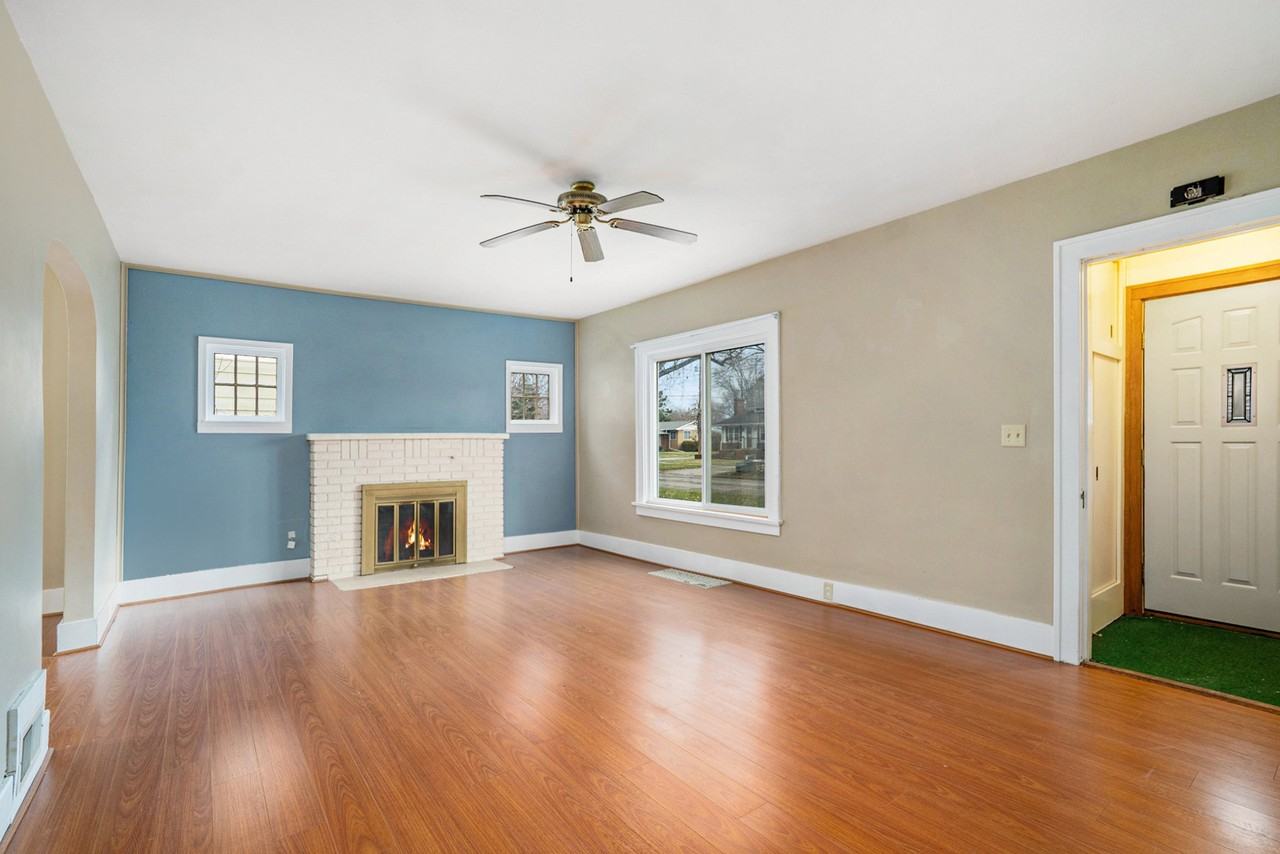 816 East St - Photo 2 of 23