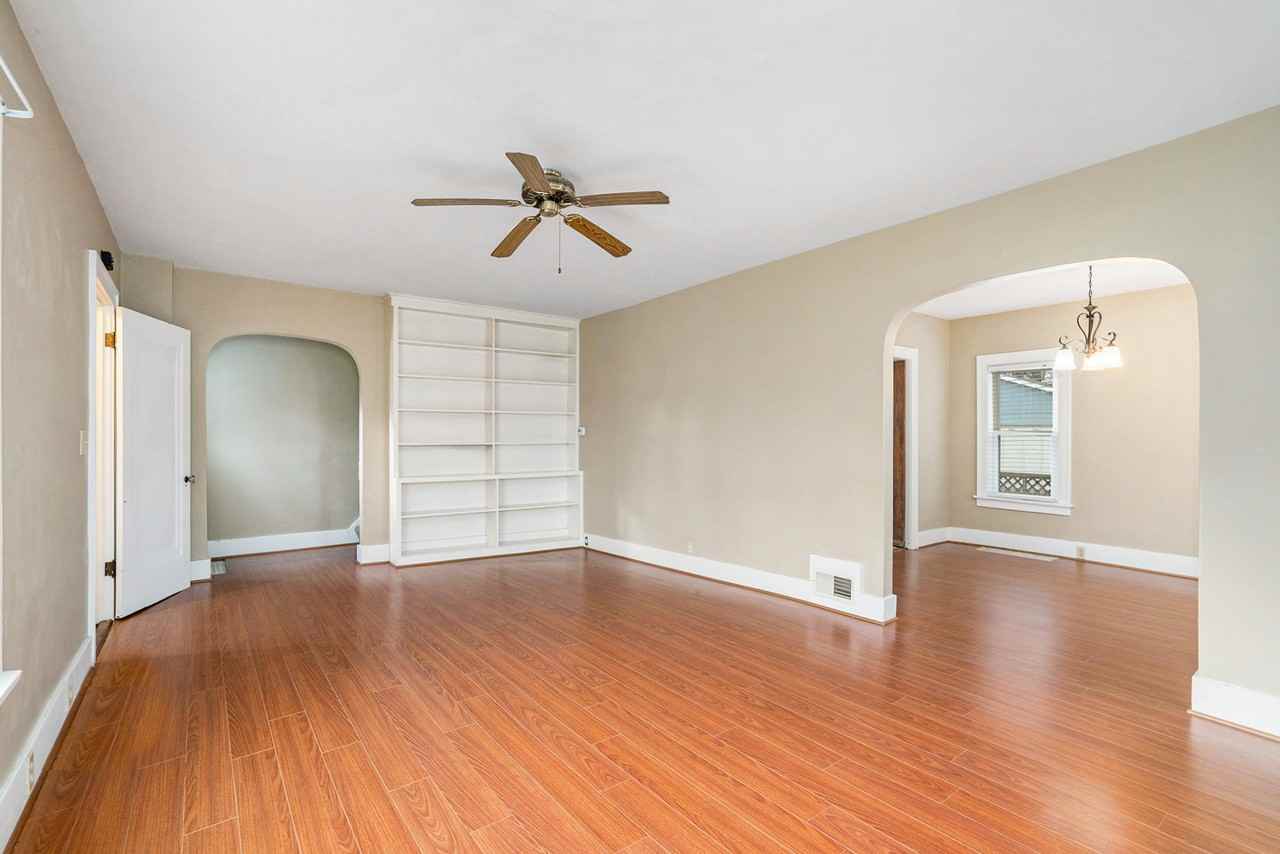 816 East St - Photo 3 of 23