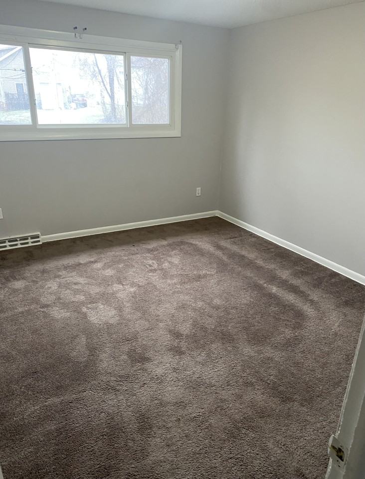 138 Jamesville Ave - Photo 4 of 6