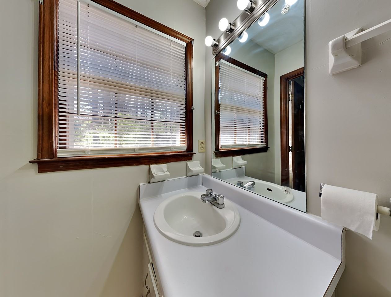 2124 Golfview Dr Se - Photo 7 of 16