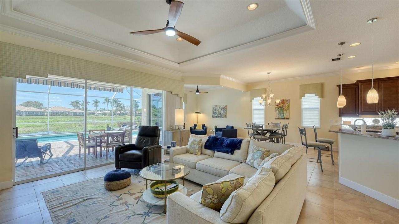 5141 Flagstone Dr - Photo 5 of 47