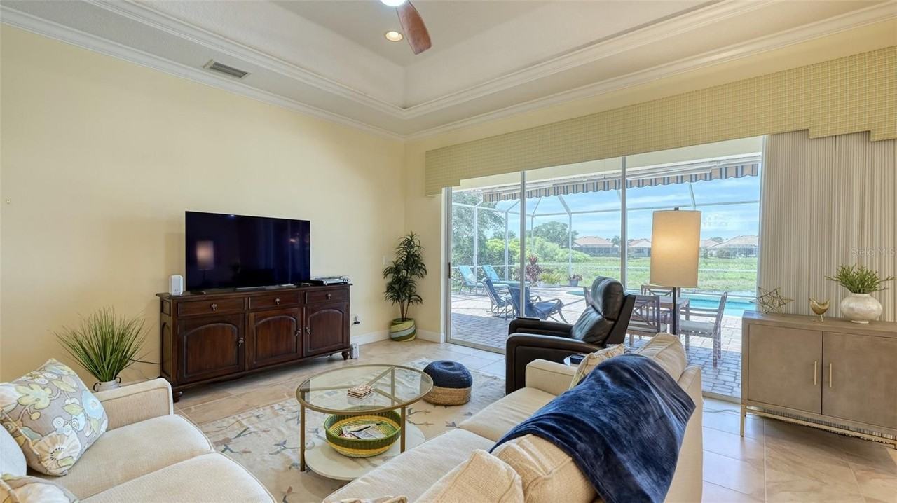 5141 Flagstone Dr - Photo 7 of 47