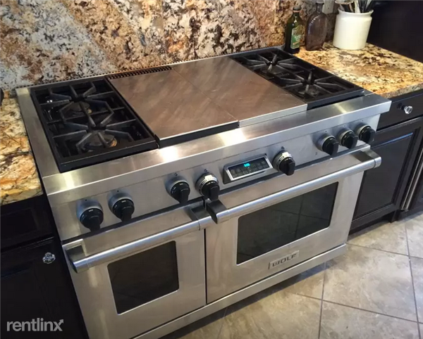 447 Lebanon Ave - Photo 2 of 11