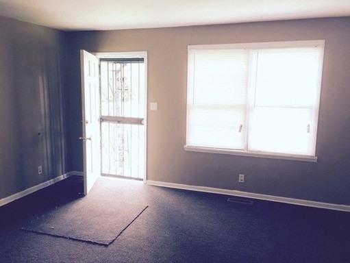 2612 34th Ave N - Photo 3 of 9