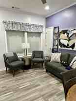 325 Pendleton St Nw #325 - Photo 1 of 1