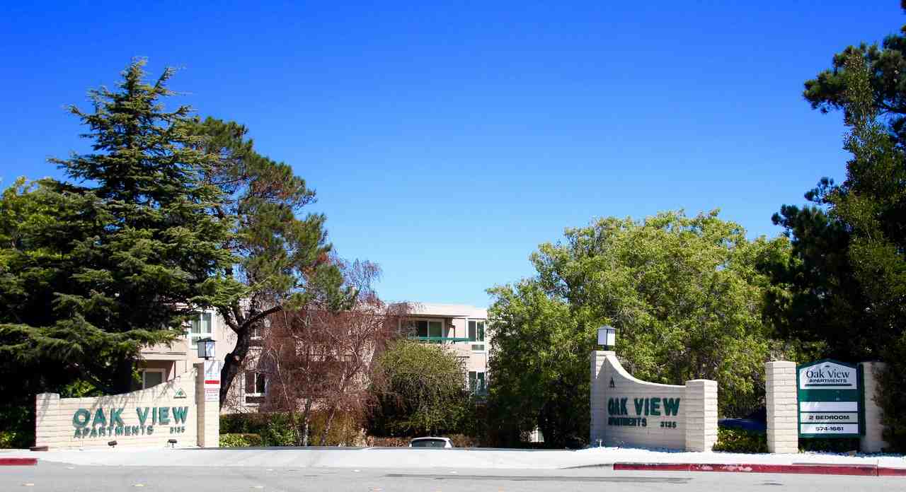 3135 Campus Dr. - Photo 3 of 24