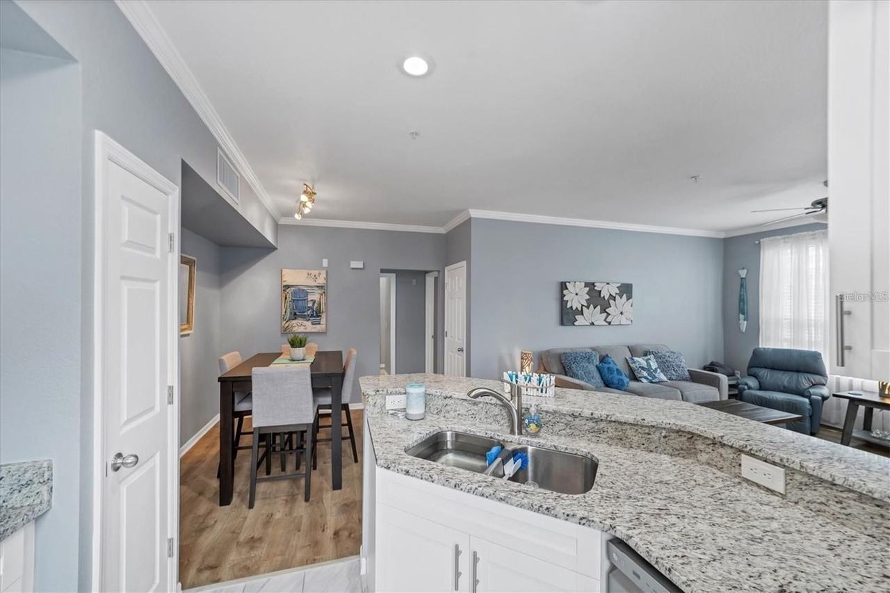 5591 Rosehill Rd #102 - Photo 4 of 20