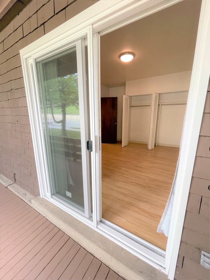 6350 Forward Ave #17 - Photo 2 of 57