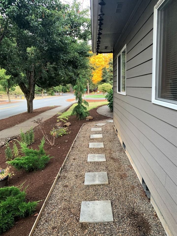 4371 Nalani Ct Se - Photo 5 of 30