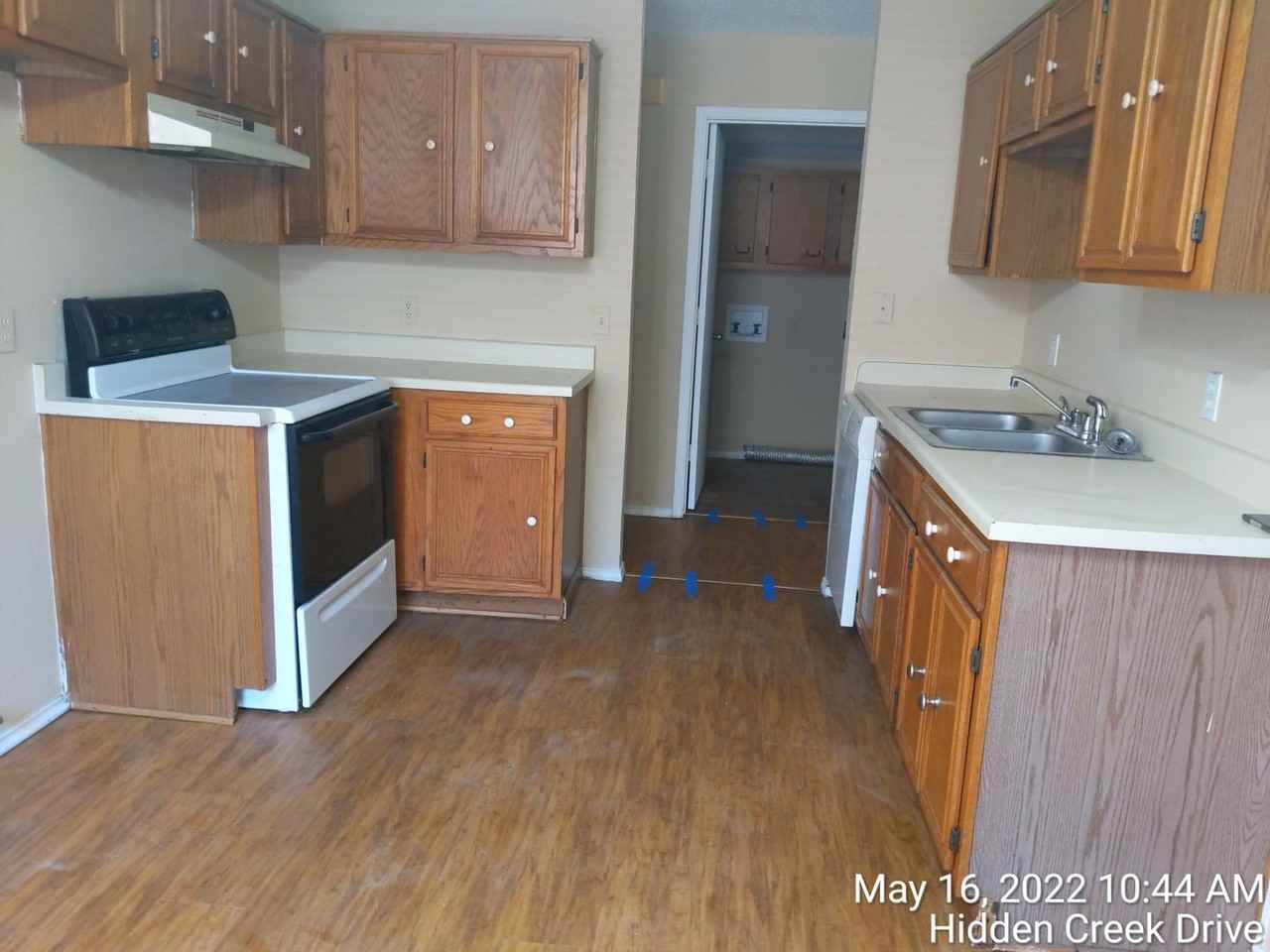 1200 Hidden Creek Dr - Photo 3 of 15