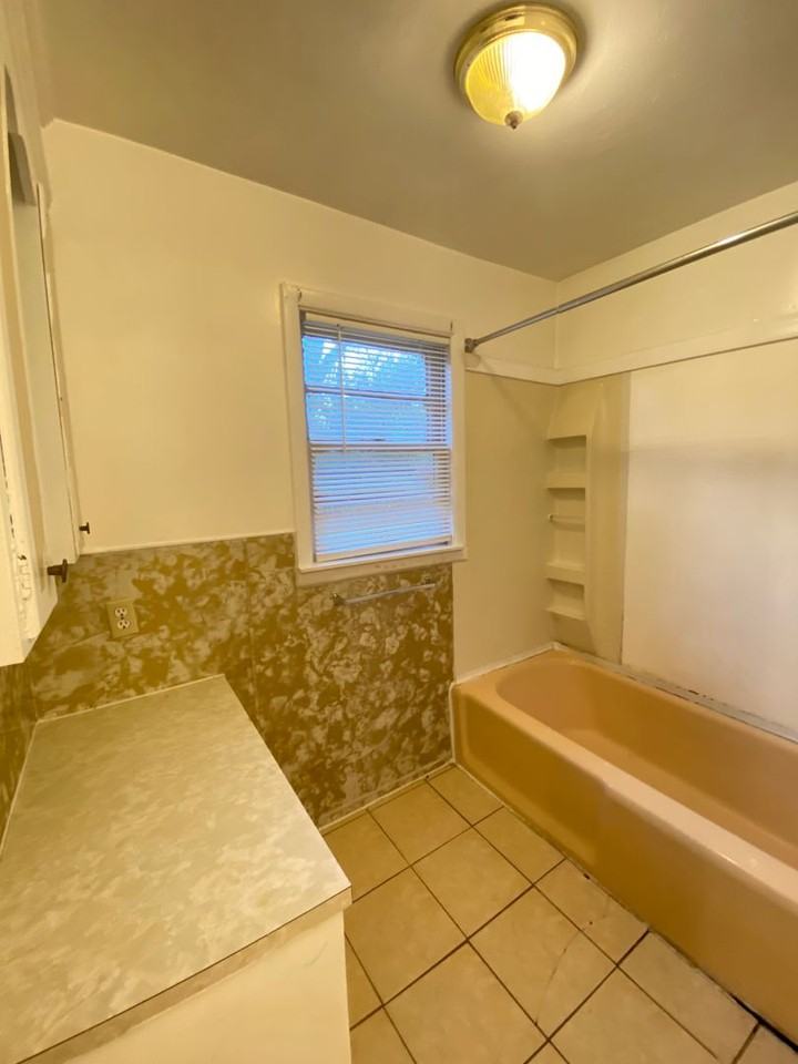 1113 Peachtree St - Photo 5 of 10
