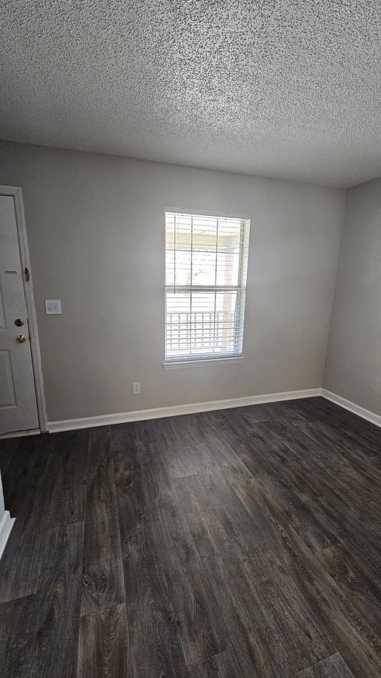 Calvary Park Apartments 403 Barnhardt Cir, Fort Oglethorpe, GA 30742