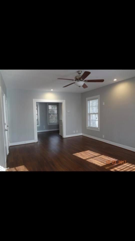 914 20th St #C - Photo 3 of 8