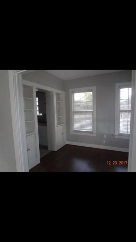 914 20th St #C - Photo 4 of 8